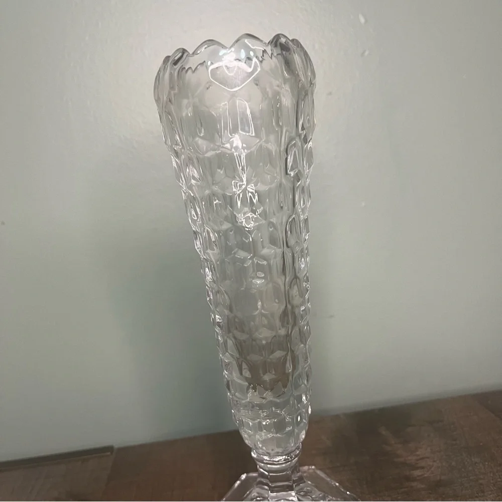 Gorgeous Vintage Fostoria Vase 8.5”